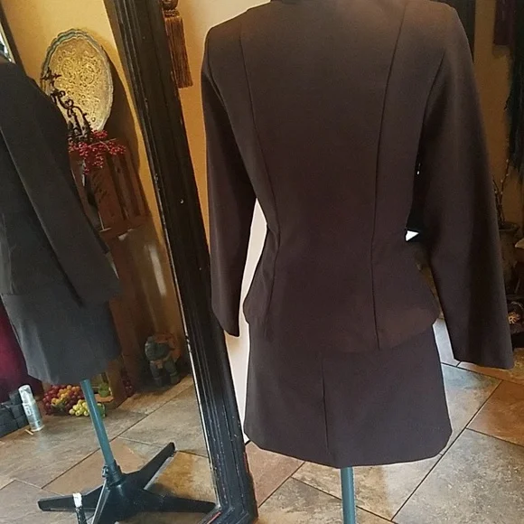 Byer Too! Vintage Brown Skirt Suit - Picture 4 of 7